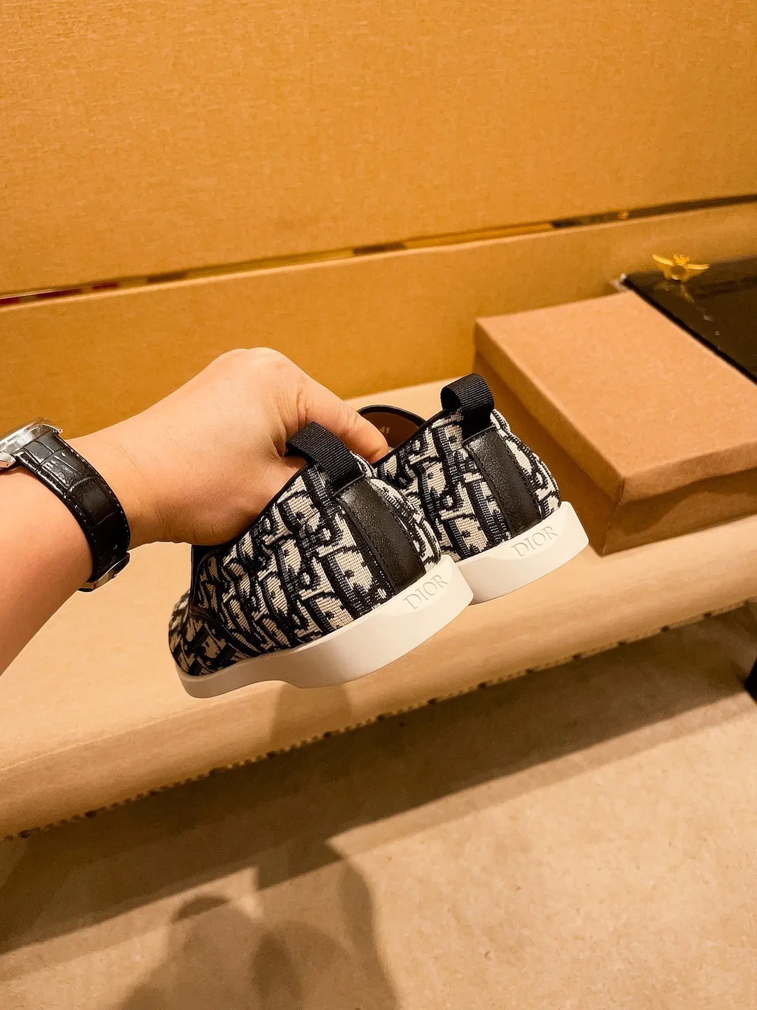 Men's shoes 💰 380💰👍【Dior】🔥🔝High-end brand of men's shoes official website 1:1 latest masterpiece: the upper is made of Italian official website original special technical cloth fabric 🔥original comfortable and breathable lining➕original designated non-slip outsole🔥making walking more convenient and comfortable! An exclusive new model, a stunning work, a beautiful 1:1 replica [color] compared to the official quality! Create a fashionable personality to set off your uniqueness! A must-have for trendy men! 🔥, sizes: 38-44. color:.     Multiple colors available🔥